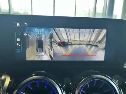 Photo 27 Mercedes GLB  200 d 8G-DCT