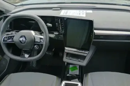 Photo 8 Renault Scenic  E-Tech electrique 220 ch grande autonomie