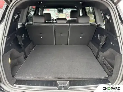 Photo 41 Mercedes GLB  200 d 8G-DCT