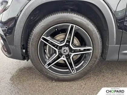 Photo 82 Mercedes GLB  200 d 8G-DCT