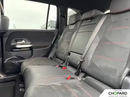 Photo 17 Mercedes GLB  200 d 8G-DCT