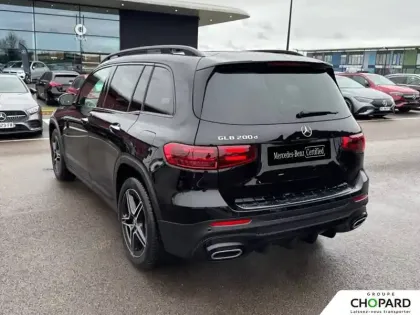 Photo 31 Mercedes GLB  200 d 8G-DCT