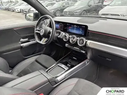 Photo 12 Mercedes GLB  200 d 8G-DCT