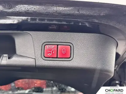 Photo 25 Mercedes GLB  200 d 8G-DCT