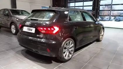 Photo 2 Audi A1  Sportback 25 TFSI 95 ch BVM5