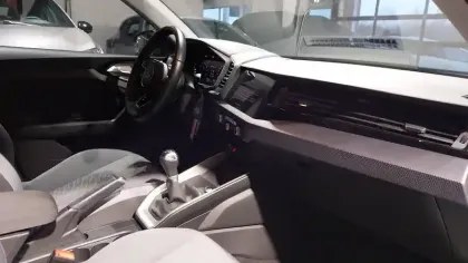 Photo 5 Audi A1  Sportback 25 TFSI 95 ch BVM5