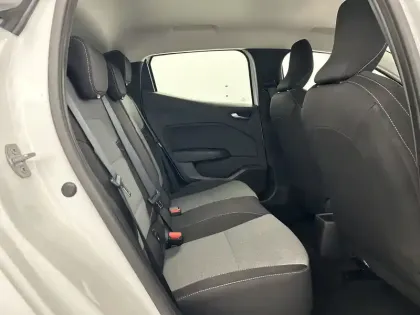 Photo 17 Renault Clio  Blue dCi 100 ch GSR2