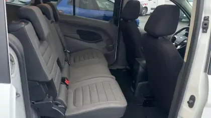 Photo 6 Ford Tourneo Grand  Connect 1.5 L EcoBlue 120 S&S