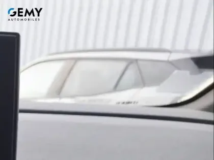 Photo 13 Peugeot 3008  Hybrid 225 e-EAT8