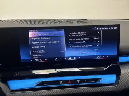 Photo 30 BMW Serie 5 Touring 530e PHEV 299 ch BVA8