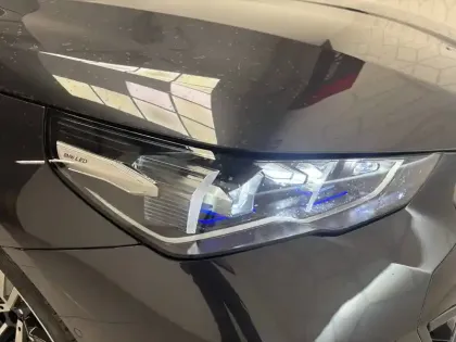 Photo 21 BMW Serie 5 Touring 530e PHEV 299 ch BVA8