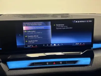 Photo 31 BMW Serie 5 Touring 530e PHEV 299 ch BVA8