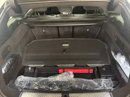 Photo 12 BMW Serie 5 Touring 530e PHEV 299 ch BVA8