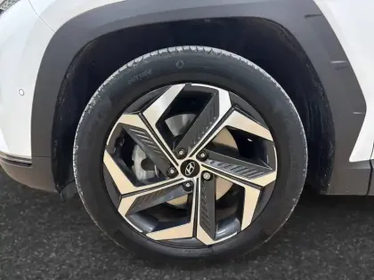 Photo 13 Hyundai Tucson  1.6 T-GDI 230 Hybrid BVA6