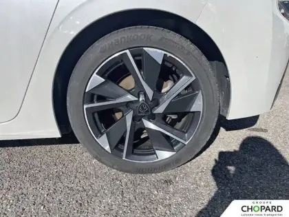 Photo 10 Peugeot 308  PureTech 130ch S&S BVM6