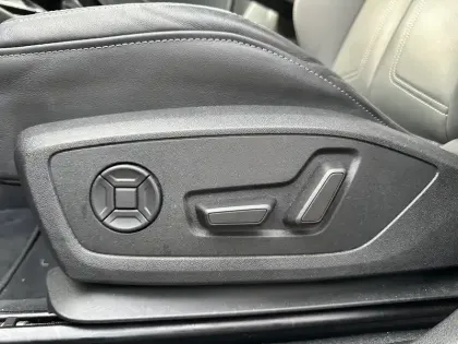 Photo 10 Audi Q3  35 TDI 150 ch S tronic 7