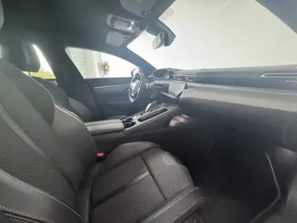 Photo 10 Peugeot 508  SW BlueHDi 160 ch S&S EAT8