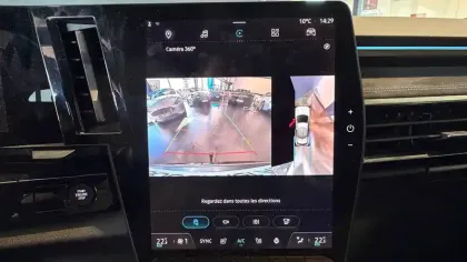 Photo 8 Renault Austral  E-Tech hybrid 200