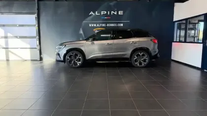 Photo 1 Renault Austral  E-Tech hybrid 200