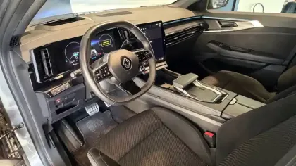 Photo 5 Renault Austral  E-Tech hybrid 200