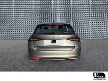 Photo 1 Skoda Octavia  Combi 2.0 TDI 150 ch SCR DSG7