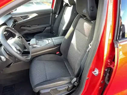 Photo 8 Renault Austral  E-Tech full hybrid 200 GSR2