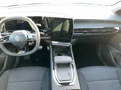 Photo 9 Renault Austral  E-Tech full hybrid 200 GSR2