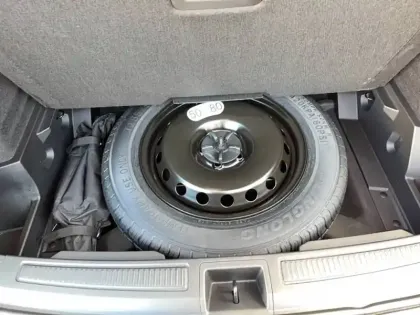 Photo 21 Renault Austral  E-Tech full hybrid 200 GSR2