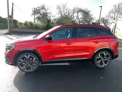 Photo 1 Renault Austral  E-Tech full hybrid 200 GSR2