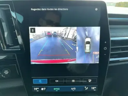 Photo 18 Renault Austral  E-Tech full hybrid 200 GSR2