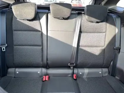 Photo 24 Renault Austral  E-Tech full hybrid 200 GSR2