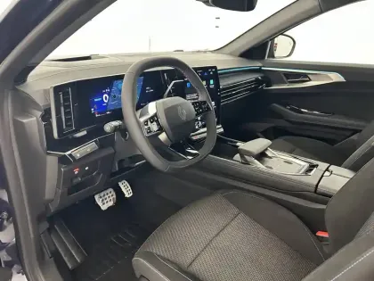 Photo 12 Renault Espace  E-Tech full hybrid 200 GSR2