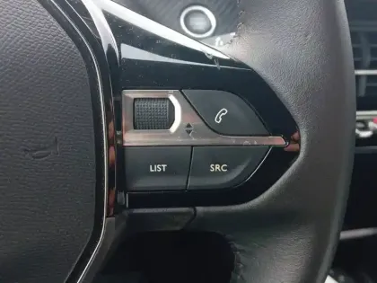 Photo 15 Peugeot 208  BlueHDi 100 S&S BVM6