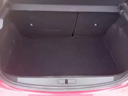 Photo 20 Peugeot 208  BlueHDi 100 S&S BVM6