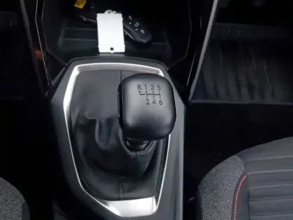 Photo 14 Peugeot 208  BlueHDi 100 S&S BVM6