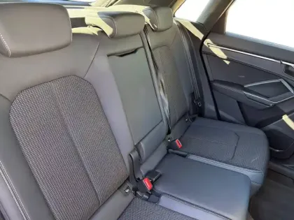 Photo 9 Audi Q3  35 TFSI 150 ch S tronic 7