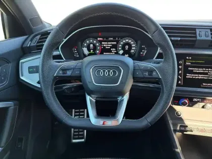 Photo 15 Audi Q3  35 TFSI 150 ch S tronic 7