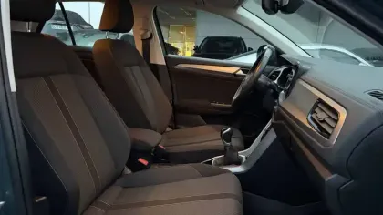 Photo 9 Volkswagen T-roc  1.5 TSI EVO2 150 Start/Stop BVM6