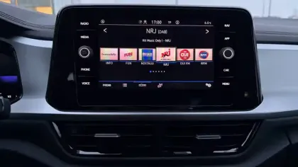 Photo 16 Volkswagen T-roc  1.5 TSI EVO2 150 Start/Stop BVM6