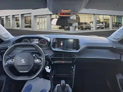 Photo 7 Peugeot 208  PureTech 75 S&S BVM5