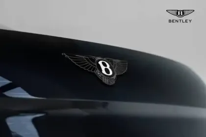 Photo 7 Bentley Flying spur  Hybrid V8 4.0 680 ch BVA