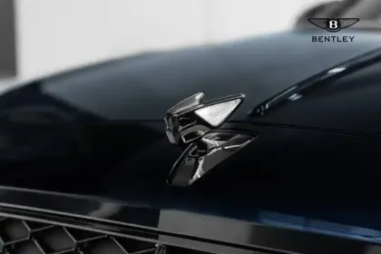 Photo 10 Bentley Flying spur  Hybrid V8 4.0 680 ch BVA