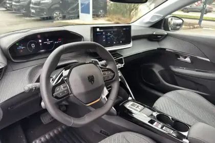 Photo 10 Peugeot 208  Hybrid 110 e-DCS6