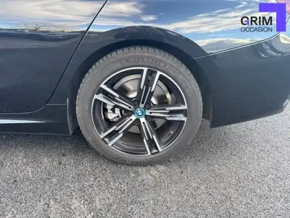 Photo 13 BMW Serie 3 Touring 320e 204 ch BVA8