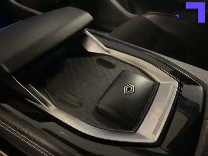 Photo 36 Renault Austral  E-Tech hybrid 200