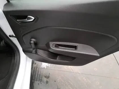 Photo 21 Renault Clio  Blue dCi 100 - 21N