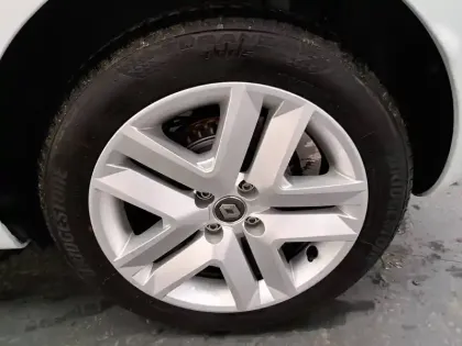 Photo 16 Renault Clio  Blue dCi 100 - 21N