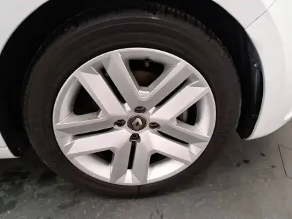 Photo 14 Renault Clio  Blue dCi 100 - 21N