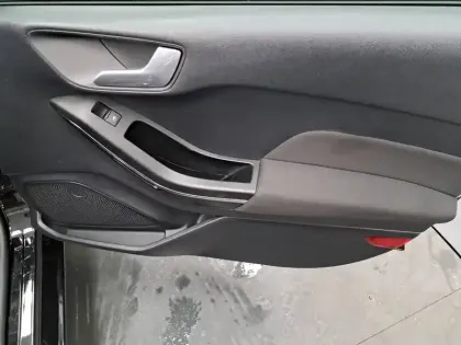 Photo 23 Ford Fiesta  1.0 Flexifuel 95 ch S&S BVM6