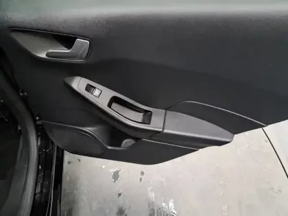 Photo 105 Ford Fiesta  1.0 Flexifuel 95 ch S&S BVM6